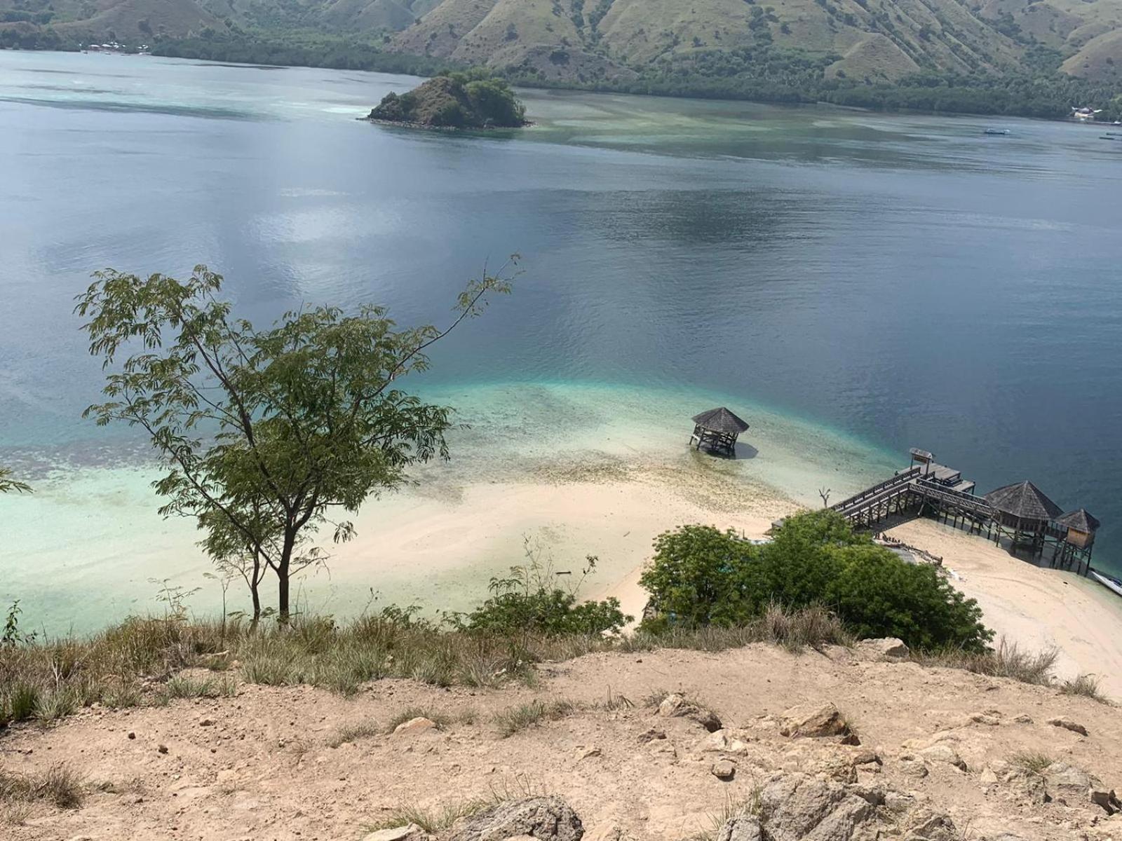 Ora Komodo Home Stay エクステリア 写真
