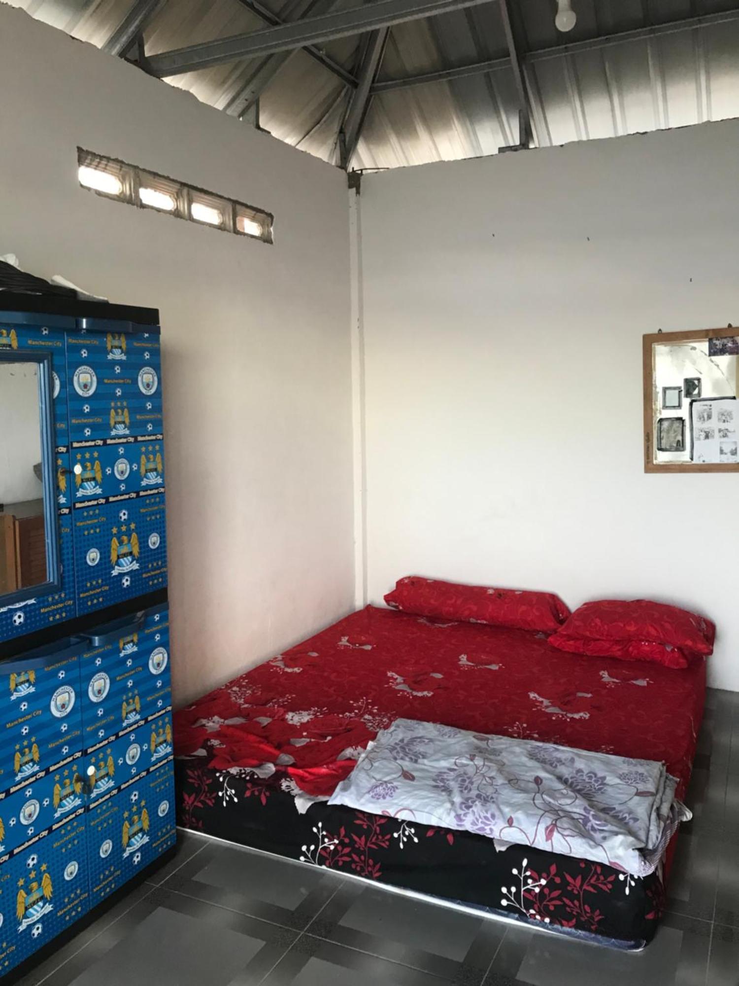 Ora Komodo Home Stay エクステリア 写真